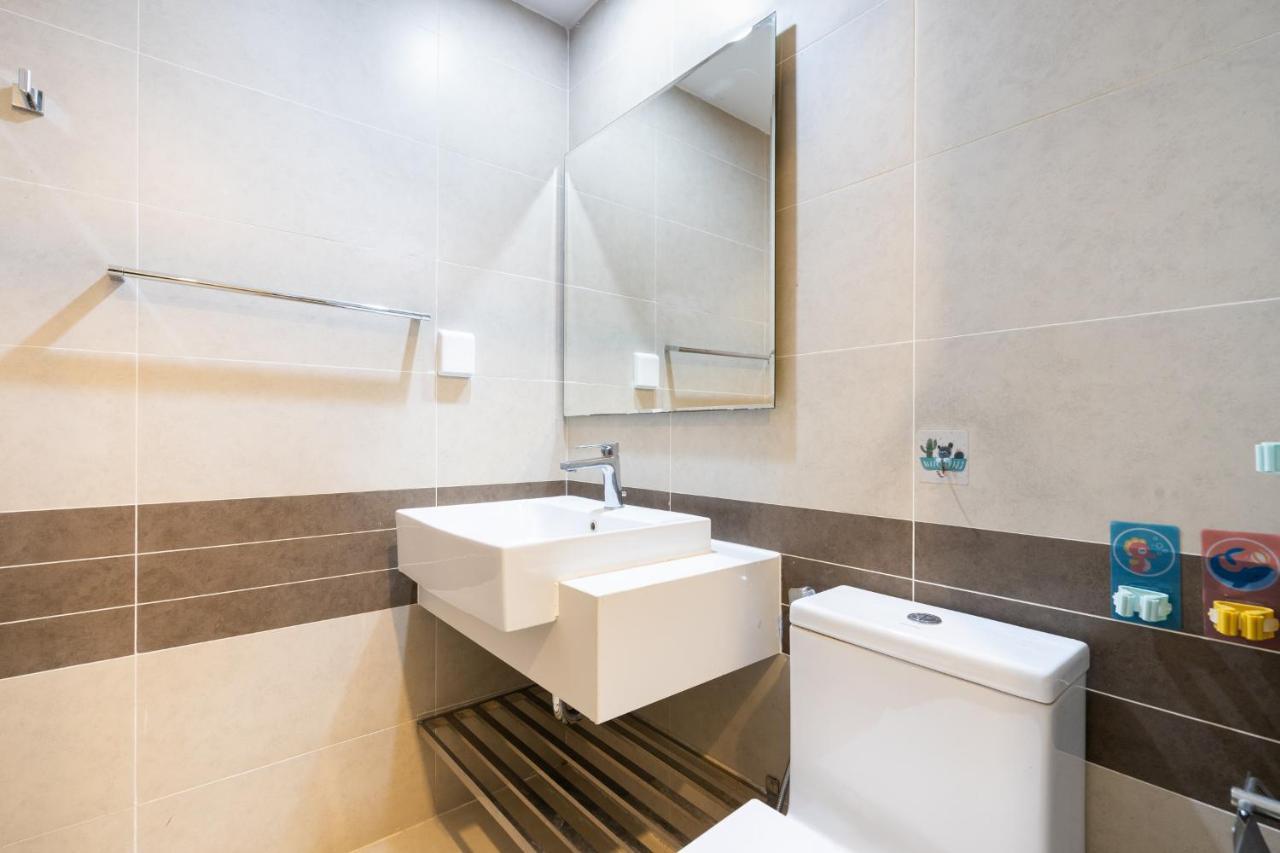 مدينة هوشي منه River Inn Apartment With Pool & Gym المظهر الخارجي الصورة